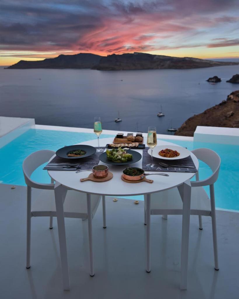 The Saint Hotel Οία Εξωτερικό φωτογραφία